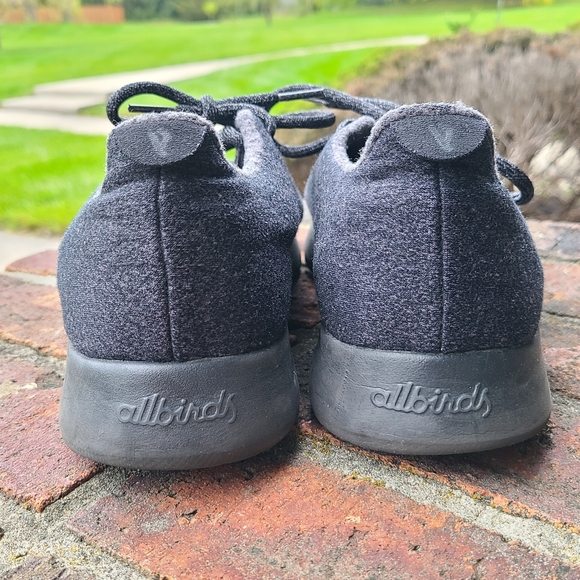 Allbirds - Men's Wool Runners - Picture 4 of 12